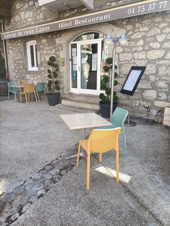 Auberge Du Vieux Lanas Logis Hotel Restaurant 외부 사진