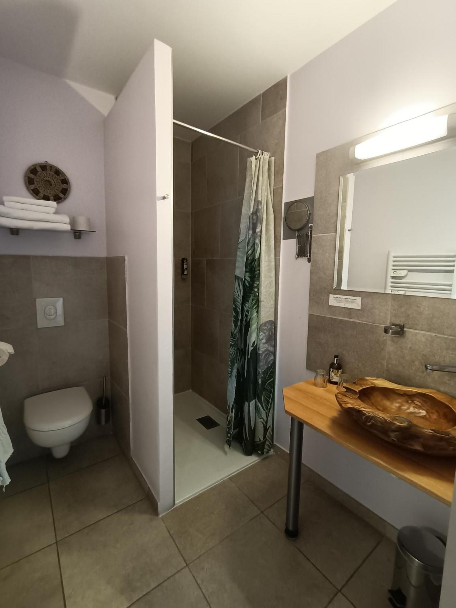 Auberge Du Vieux Lanas Logis Hotel Restaurant 외부 사진
